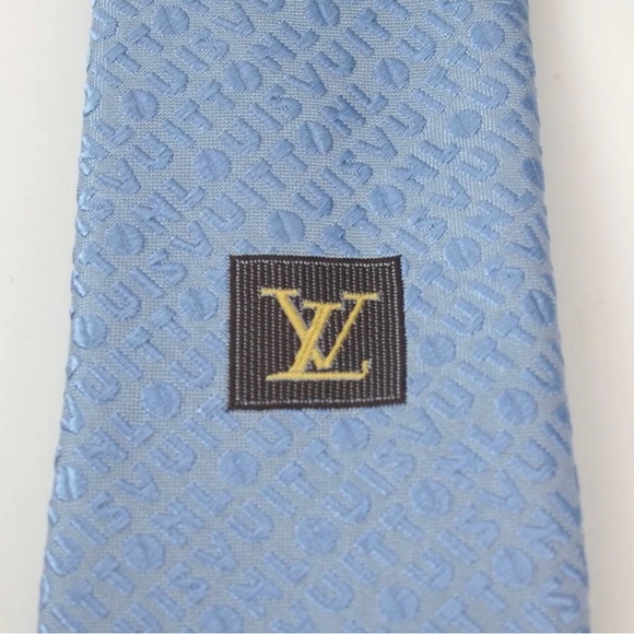 LOUIS VUITTON Silk Monogram Tie 😍💙🔥 - Picture 7 of 10